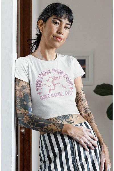 Fuddy Moda The Pink Panther One Cool Cat Letter Crop Top, Γυναικεία Crop Μπλούζα με θέμα το Pink Panther