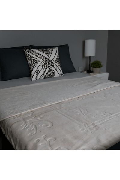 Brava Casa Royal Velvet Blanket, Cream White, 220x240 cm, Soft, Warm, Oeko-Tex Certified, BravaCasa
