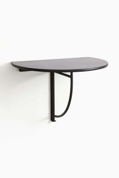 H&M Wall-hanging dining table
