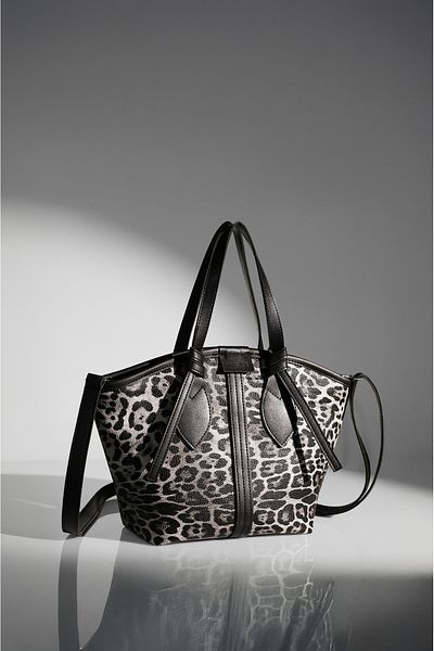 Rimense Women's Black Leopard Patterned Faux Leather Lined Zippered Hand and Shoulder Bag