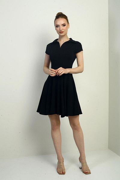 By Saygı Rochie scurtă de damă cu guler polo cu mâneci lunii din Lycra
