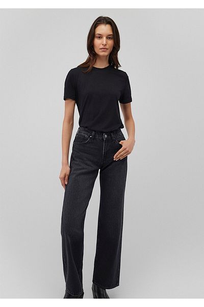 Mavi Black Basic T-Shirt Regular Fit / Normal Cut 1611648-900
