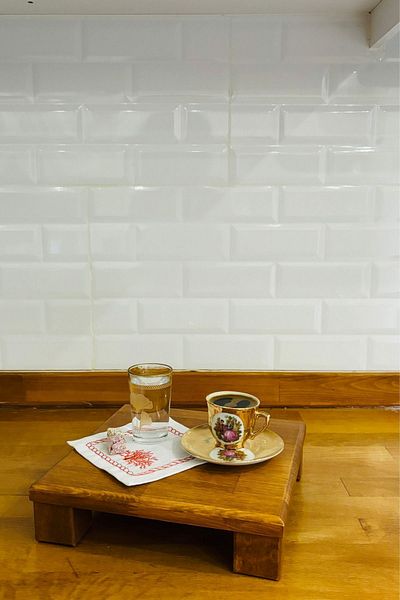 kitchen trend Justwood Tityos Cube Footed 25x25 Cm Wooden Square Cake Presentation Serving Plate