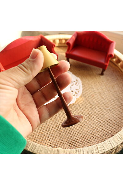 TRENDİN YOLU Minyatür iki adet kanepe ve lambader