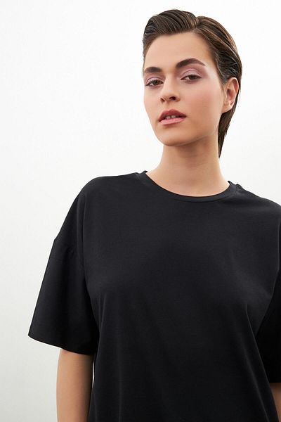 Setre Tricou negru oversize cu decolteu rotund