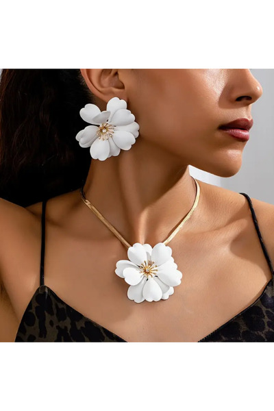 SE Jewellery Collection Selin Ersoy Büyük Çiçek Motifli Beyaz Renkli Kadın Ko...