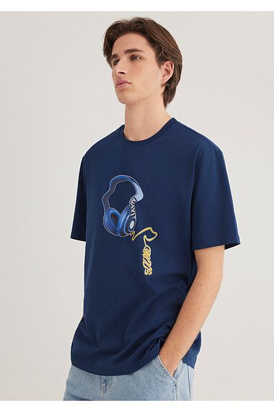 Mavi Marineblaues T-Shirt mit Musikdruck, lockere Passform / lockere, entspannte Passform 0612484 -89353