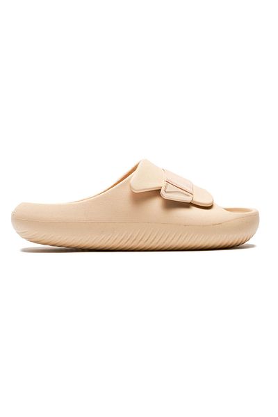 Crocs 209413-2DS Crocs Mellow Luxe - Cream Colored High-Sole Slippers