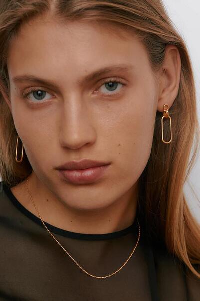 New Obsessions قلادة سلسلة لوسيا - تصميم مصبوب من الفولاذ المقاوم للصدأ