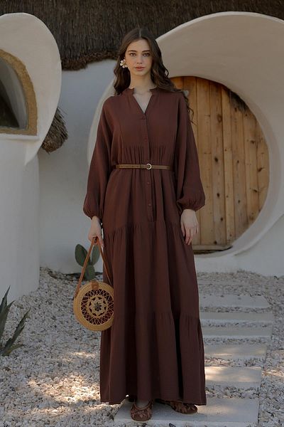 Olcay Lässiges Kleid aus Musselin mit Fledermausärmeln und Knopfdetail BRAUN 9330-E