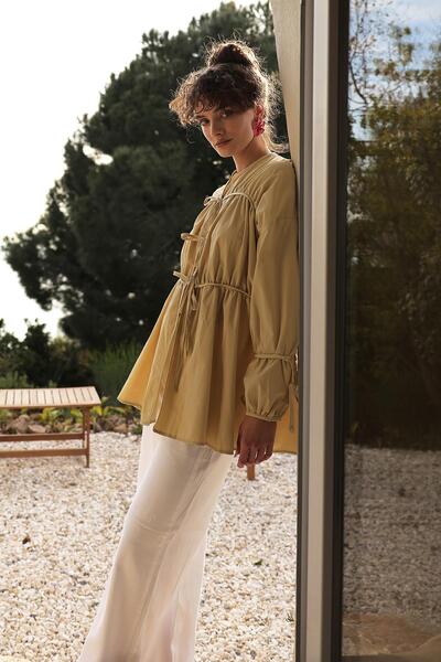 Olcay Laza ing húzózsinórral és fűzős zárással SÁRGA 9333