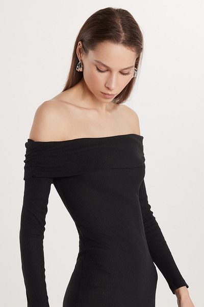Tudors Rochie neagră fără bretele, cu mâneci lungi, slim fit, pentru femei