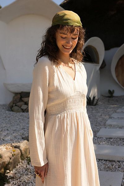 Olcay Gerafftes Musselin-Kleid mit V-Ausschnitt und Taille BEIGE 9328-E