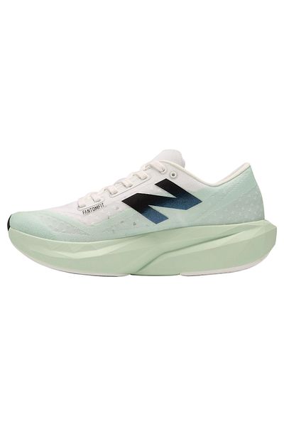 New Balance New Balance Fuelcell Rebel v4 WMNS Clay Ash / White