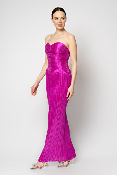 RENGIN Kalp yaka korsajlı boydan pileli abiye elbise