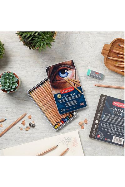 Derwent Lightfast Kuruboya 12 Color Metal Box Set