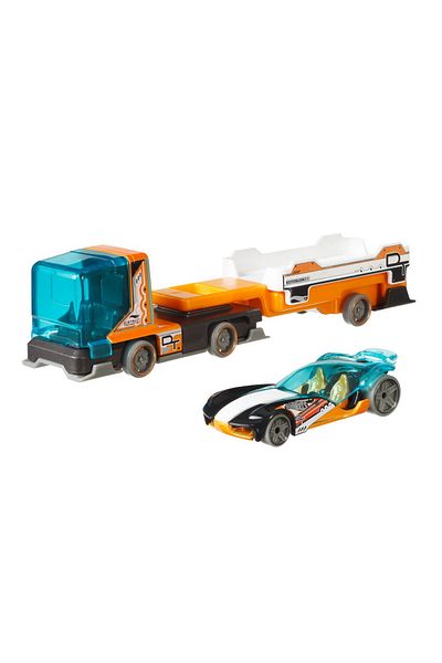 mattel Hot Wheels District Transport Truck and Sports Car Set