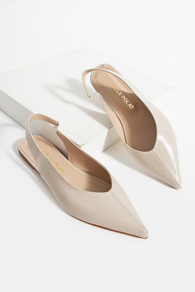 diclepolat Peras Beige Patterned Patent Leather Rubber Detailed Short Heeled Women's Ballerinas