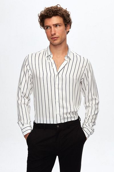 Twn Slim Fit White Line Printed Shirt