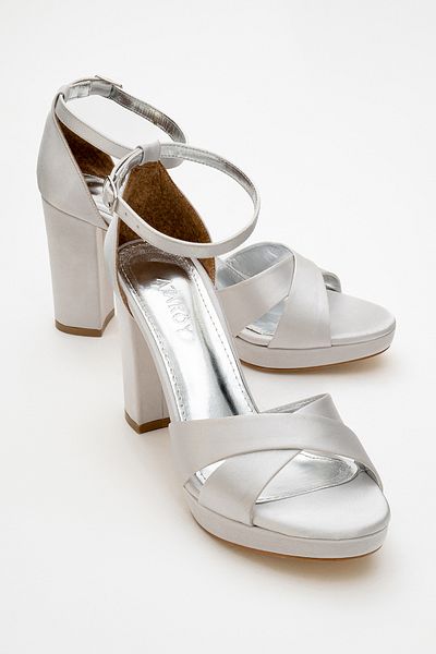 Ataköy Ayakkabı Women's Cross Strap Platform Heeled Shoes