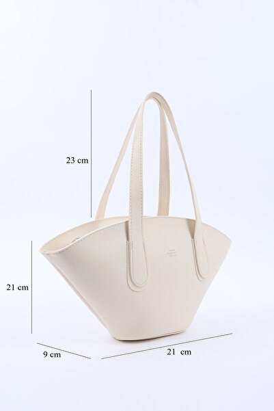 SHAKA Cream Shk124 Faux Leather, Lined, Zippered, Single Compartment Hand, Arm and Shoulder Bag