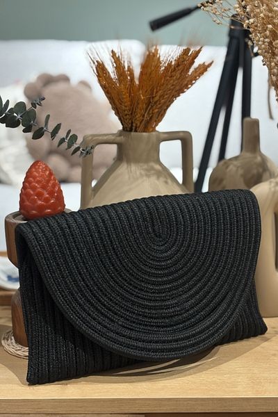 MaVaux Hand Detailed Envelope Portfolio Clutch Bag