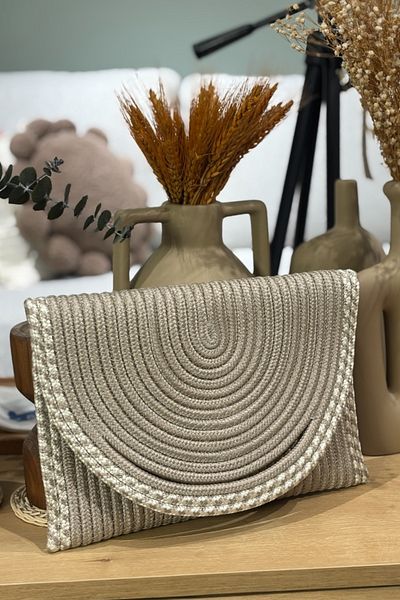 MaVaux Hand Detailed Envelope Portfolio Clutch Bag