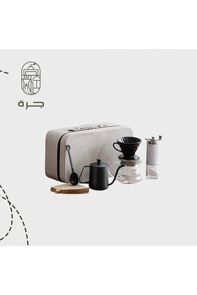 Jarrah The distinctive package is a complete set for preparing specialty coffee, V60, seven pieces, with a manual grinder and a bag from a jar.
