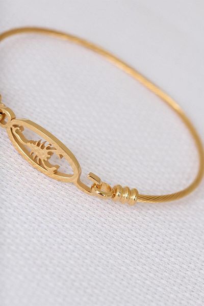 SeyCey.co Gold Steel Scorpion Men's Handcuff Bracelet
