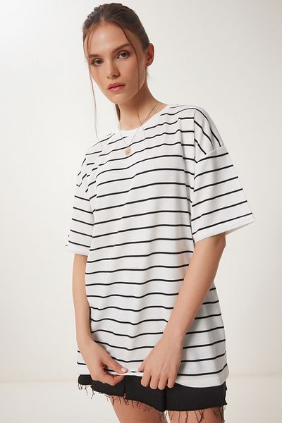 Happiness İstanbul Women's White Striped Oversize Knitted T-Shirt Zv00285