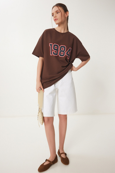 Happiness İstanbul Γυναικείο Πλεκτό Μπλουζάκι Καφέ Oversize με στάμπα ZV00280