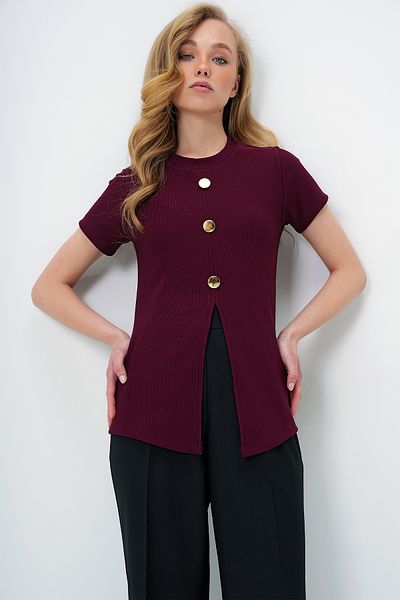 Trend Alaçatı Stili Burgunderrote Damen-Bluse mit Rundhalsausschnitt und goldenem Knopf, detailliertem Schlitz und Ottoban-Bluse ALC-X14169