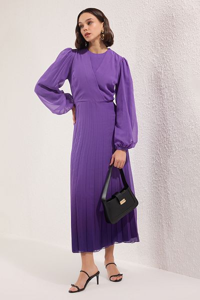 Trendyol Modest Lilafarbenes, mit Farbverlauf gefüttertes, gewebtes Chiffonkleid TCTSS25EB00061