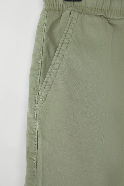 TRENDYOLKIDS Outdoorové khaki chlapecké 100% bavlněné základní elastické šortky s detailem kapsy&Bermuda TKDSS25JE00006