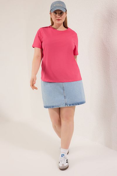 Trendyol Curve Dusty Rose T-shirt z okrągłym dekoltem, 100% bawełny, duży rozmiar - Tbbss22Ts0733