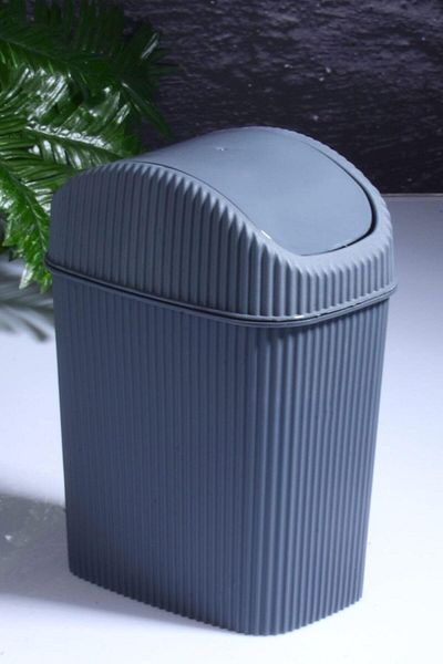 STOREMAX Muartshop Kitchen Mini Practical Lid Bathroom and Kitchen Counter Top Trash Can Home Office Garbage Bin