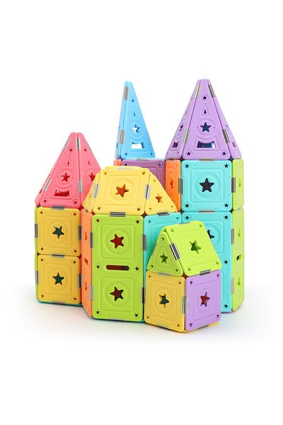 Magspace Set de constructie magnetic Magspace - Marshmallow castle