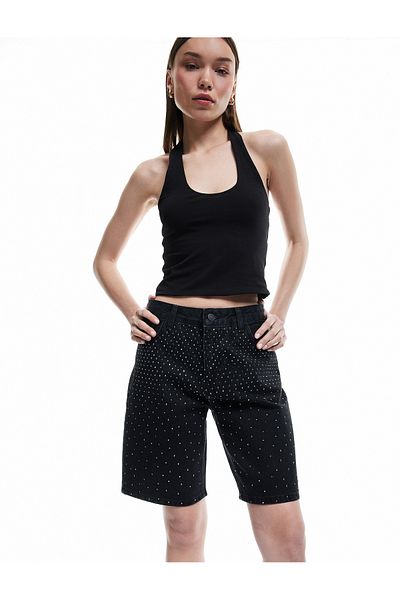Koton Stone Detailed Pocketed Cotton Straight Fit Jean Capri Shorts