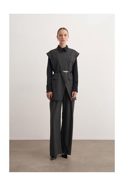 FUSHYA Belt Detailed Vest Suit