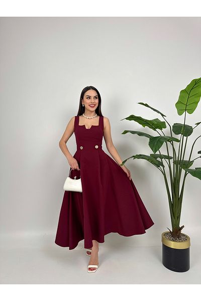 GİZONLY Elegant White Midi Dress – Square Neckline and Pearl Detail