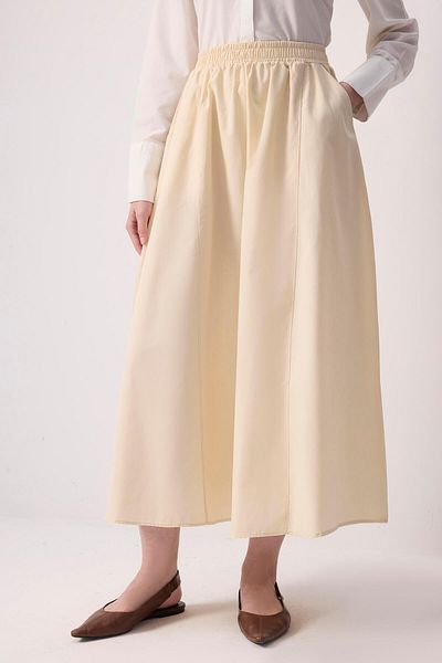Touché Privé Belted Woven Skirt
