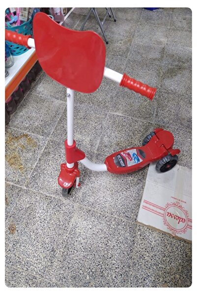 Furkan Toys La Push Unisex Çocuk Kırmızı 3 Tekerlekli Frenli Scooter