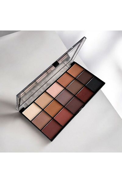 real beauty Real Beauty Eyeshadow Palette - 15 Enchanting Colors