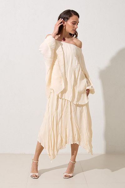 Setre Cream Relaxed Fit Blouse Midi Size Asymmetrical Skirt Suit