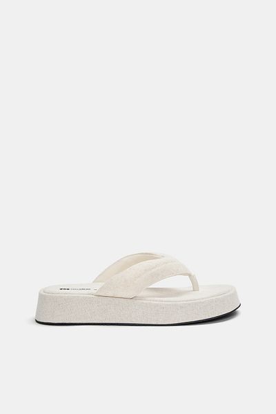 Pull & Bear Flat chunky fabric sandals