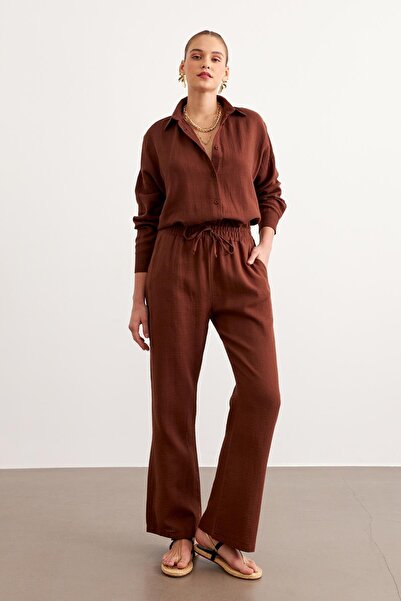 LEVURE قميص نسائي من الموسلين بأكمام طويلة مقاس كبير بني