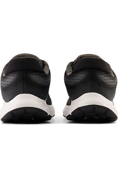 New Balance Běžecké pánské černé sportovní boty M520lb8