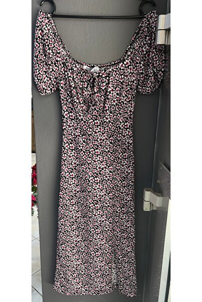 Butik Lena Siyah Çiçekli Kayık Yaka Elbise