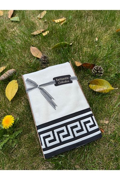 Fantastic Collection Special Velvet Gift Towel Set with Border Embroidered Greek Key Pattern