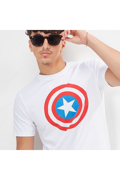 SP Characters Captain America Print Crew Neck Slim Fit T-shirt with Short Sleeves